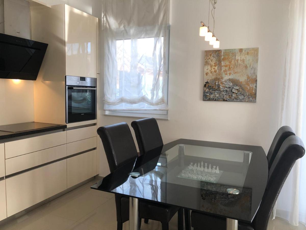 Exclusive Airport Apartment Κέλστερμπαχ Εξωτερικό φωτογραφία